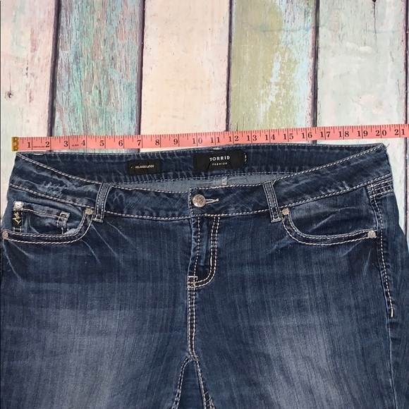 Torrid relaxed bootcut - Picture 3 of 8